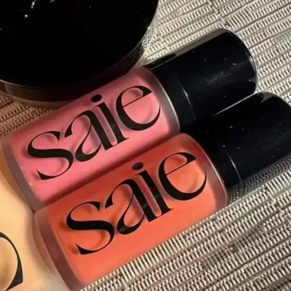 Saie Liquid Blush Highlighter  - J Beauty Makeup 评论和价格