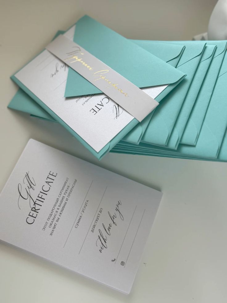 Custom Elegant Gift cards with - Beauty And Makeup Studio 评论和价格